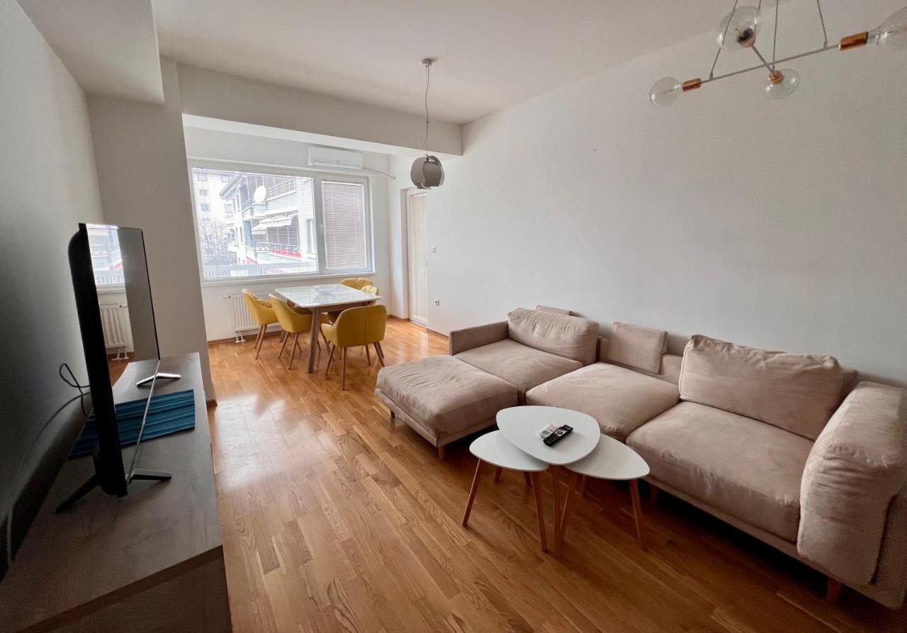 High-End Spacious Apartment Next To City Mall Скопье Экстерьер фото