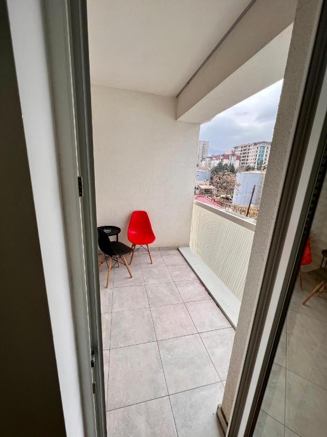 High-End Spacious Apartment Next To City Mall Скопье Экстерьер фото