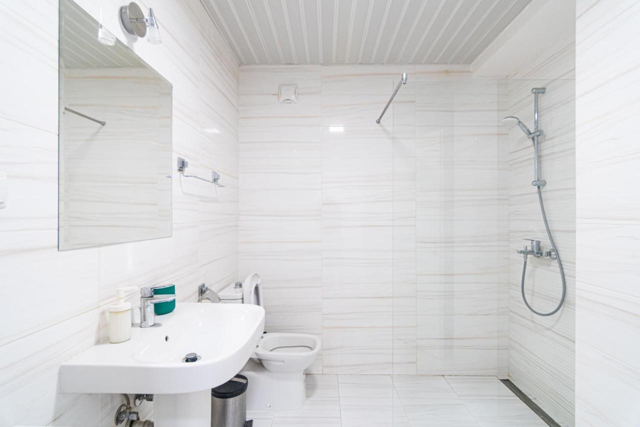 High-End Spacious Apartment Next To City Mall Скопье Экстерьер фото