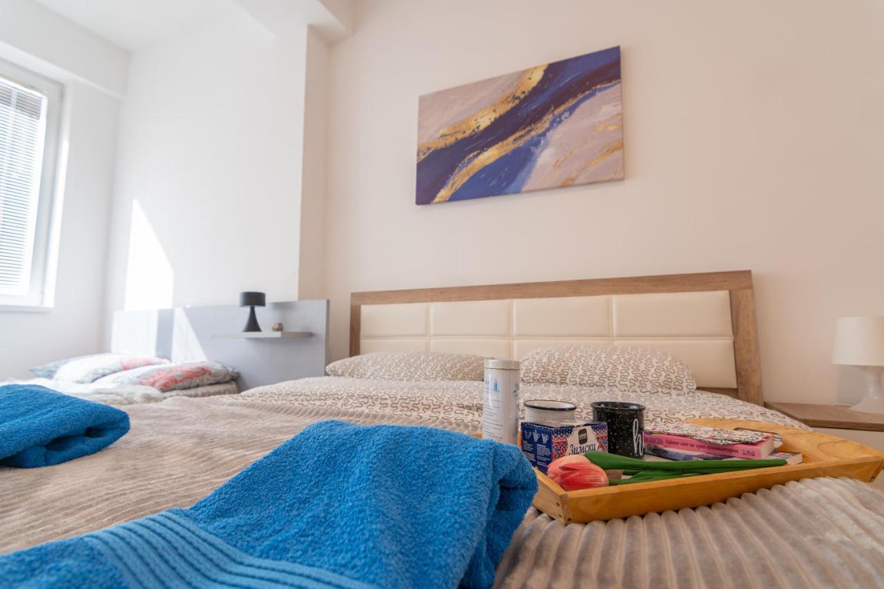 High-End Spacious Apartment Next To City Mall Скопье Экстерьер фото