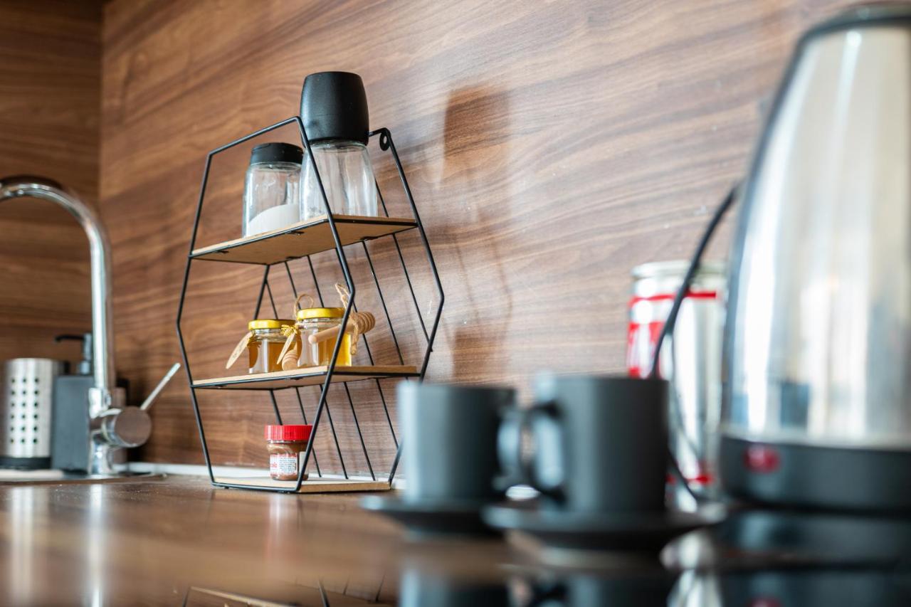 High-End Spacious Apartment Next To City Mall Скопье Экстерьер фото